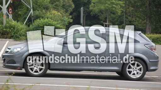 Opel Astra GTC_2.JPG